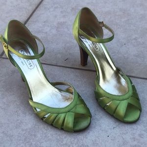 Coach very Elegant Green 3.5 inch Heels size 6